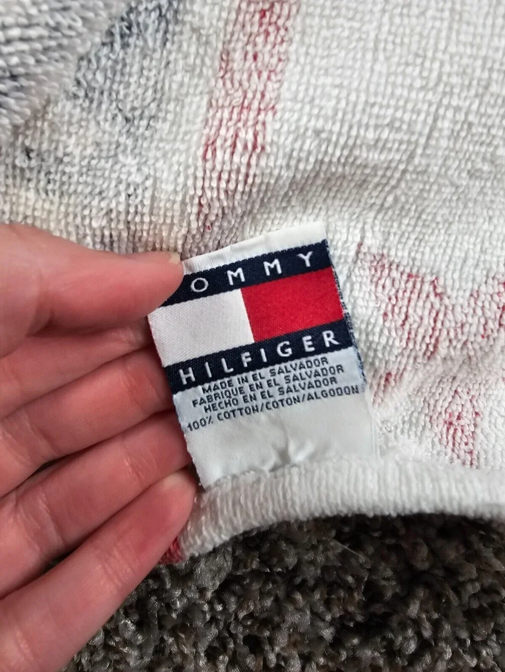 Vtg Y2K Tommy Hilfiger beach towel featuring a bold star and stripe design